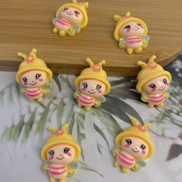 TEN Colorful Cartoon Bumble Bee resin charms Set for Phone cases DIY projects - Picture 1 of 3